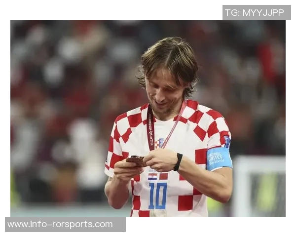 卢卡缺阵期间夫斯表现惊艳三场比赛场均4010如今三节已得36分9篮板 卢卡缺阵期间夫斯表现惊艳三场比赛场均4010如今三节已得36分9篮板